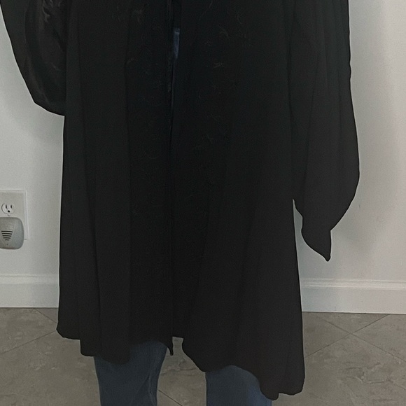 🌟 Enchanted Midnight Cloak | Celtic Hooded Cloak | Renaissance Magic ✨ - Picture 4 of 16